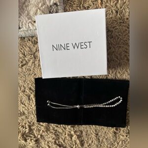 Nine West infinity Bracelet